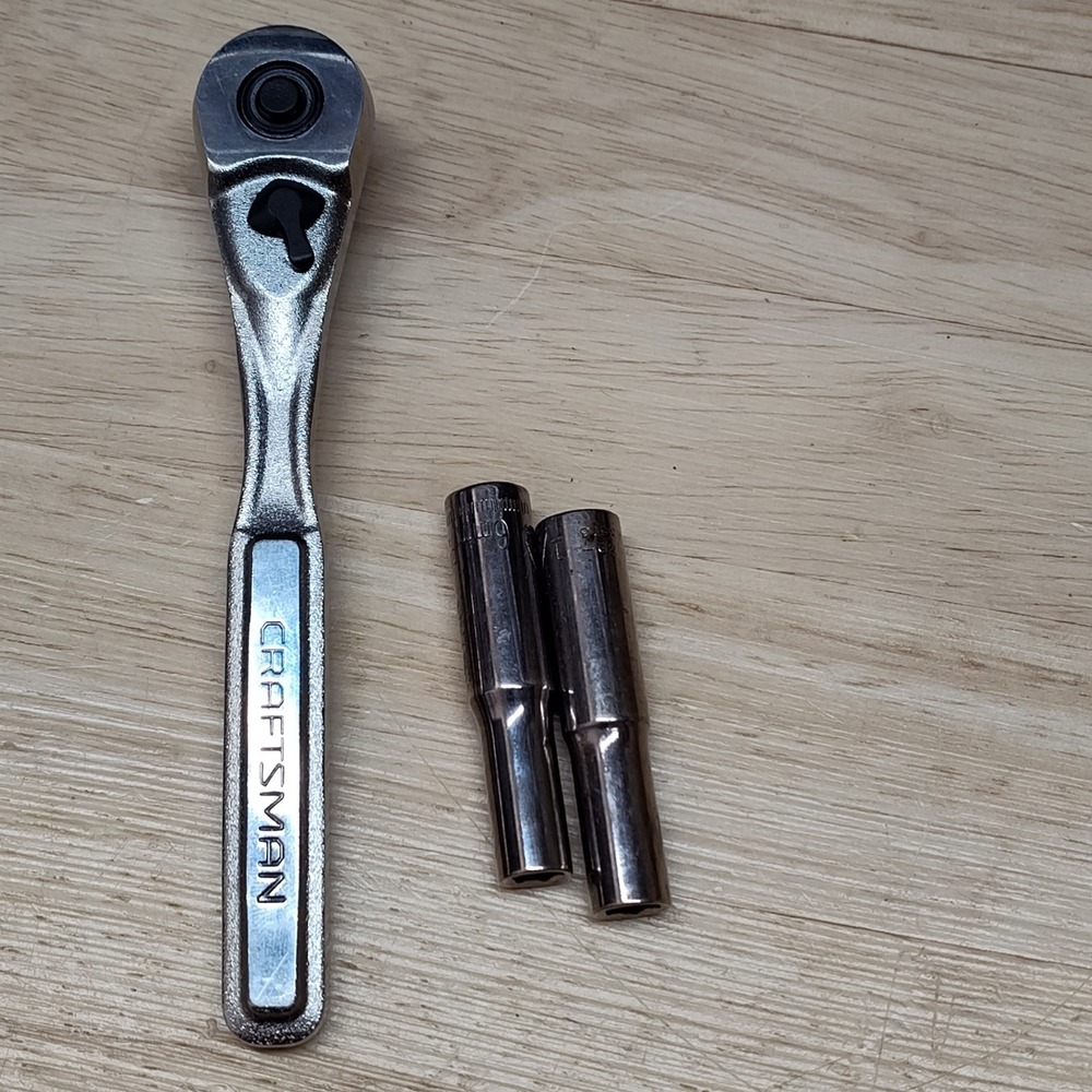 Craftsman 1/4 Inch Drive K3aa 44807 5 1/4 Inch Ratchet and two sockets